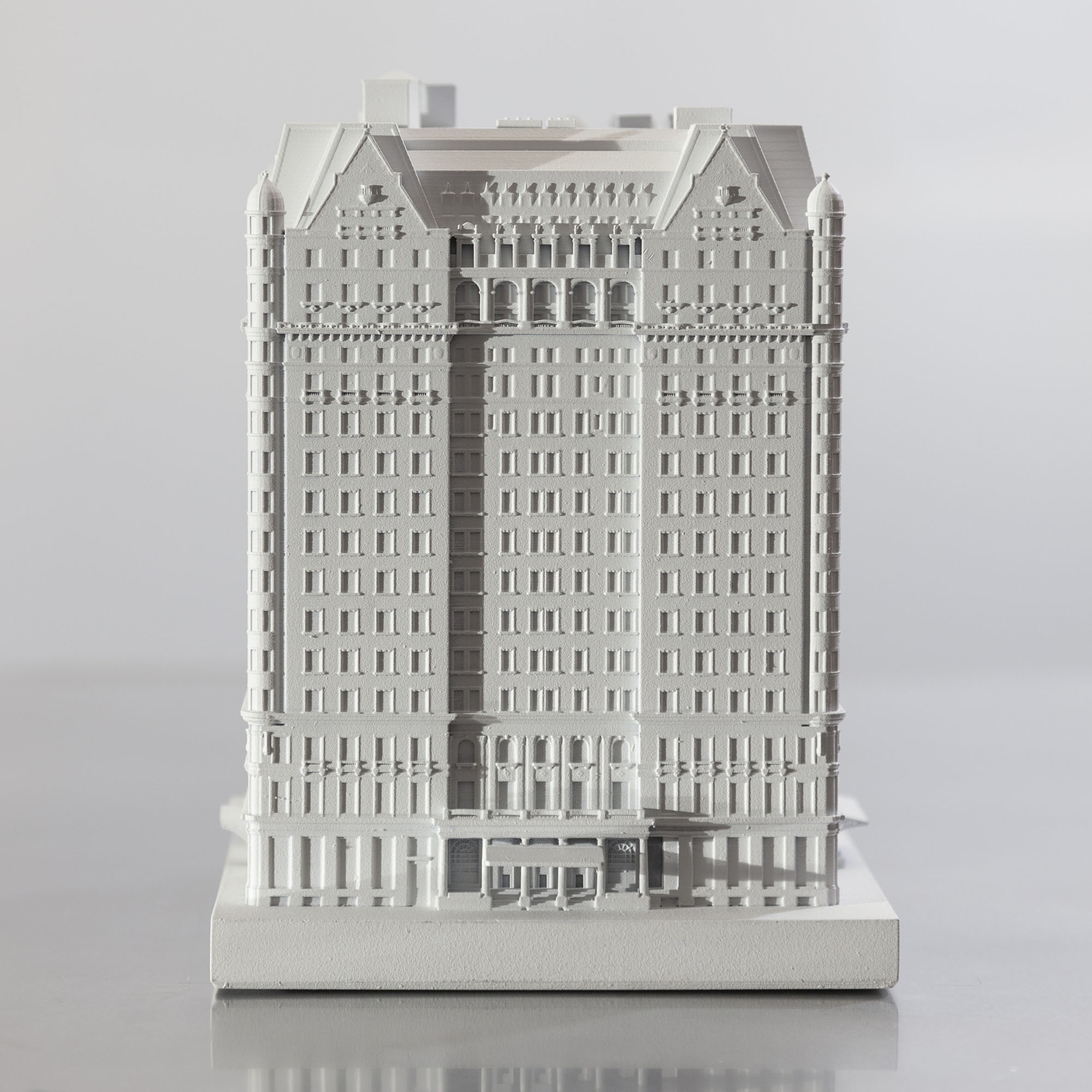 700 Scale Model The Plaza Hotel 1:700 Scale Model – Microscape